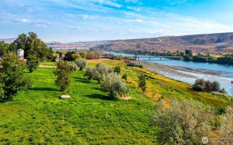 306 Monse River Road Brewster WA 98812