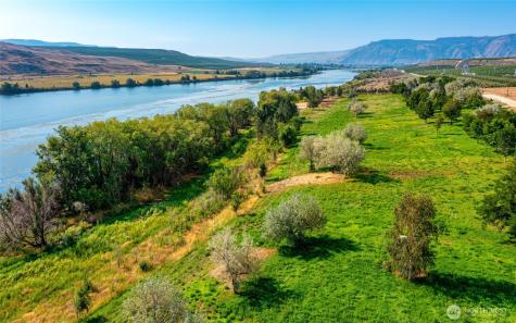 306 Monse River Road Brewster WA 98812