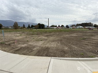 413 W 4th Street Everson WA 98247