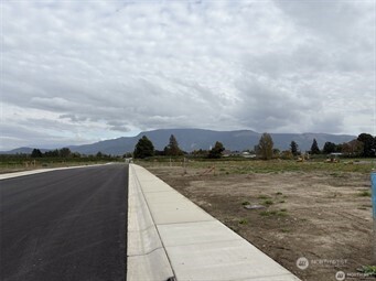 413 W 4th Street Everson WA 98247