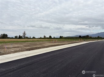 413 W 4th Street Everson WA 98247