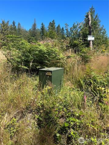 1422 E Sequim Bay Road Sequim WA 98382