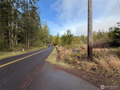 1422 E Sequim Bay Road Sequim WA 98382