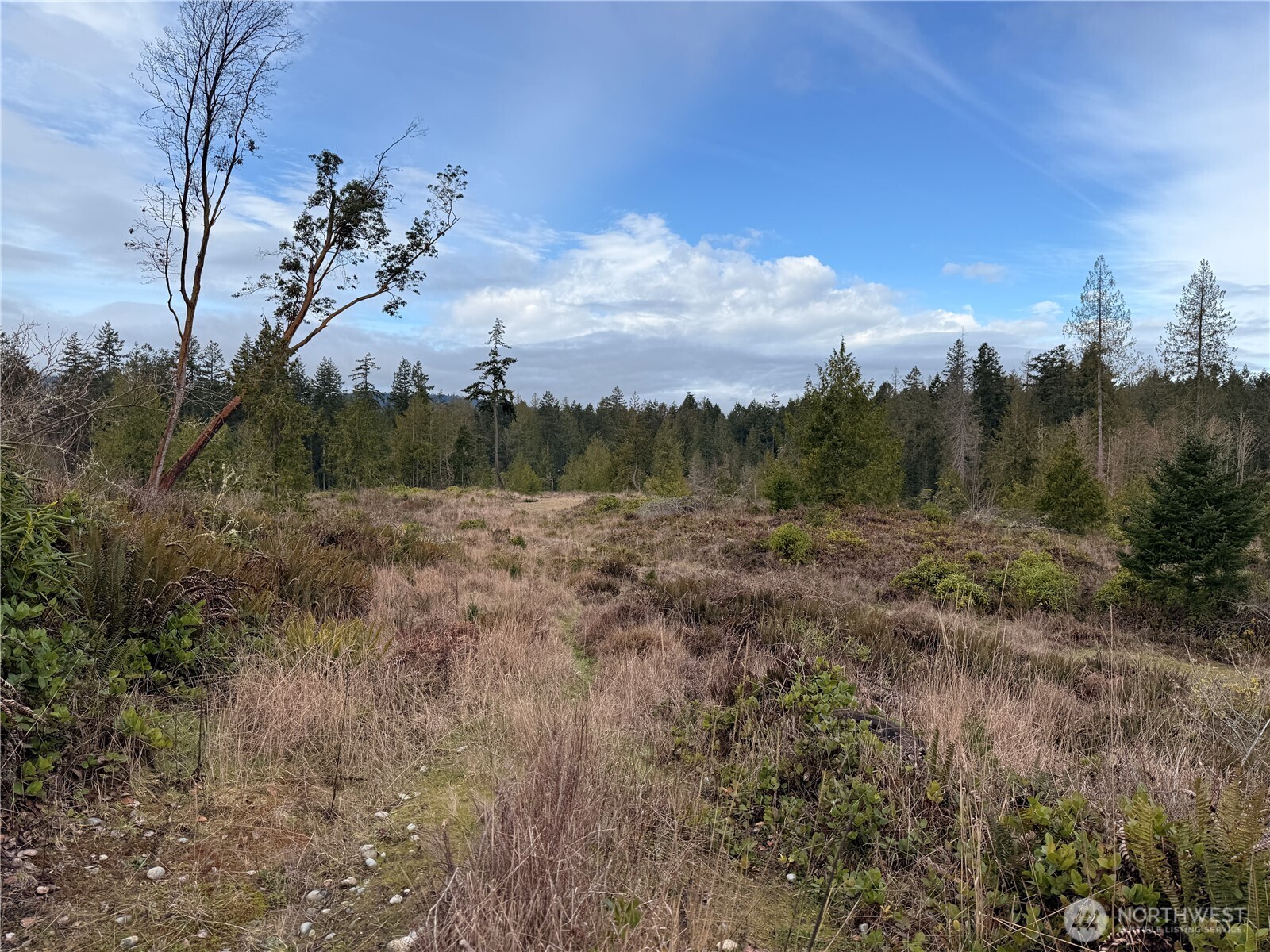 1422 E Sequim Bay Road Sequim WA 98382