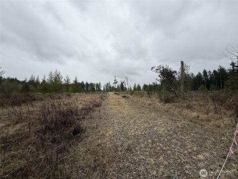 1422 E Sequim Bay Road Sequim WA 98382