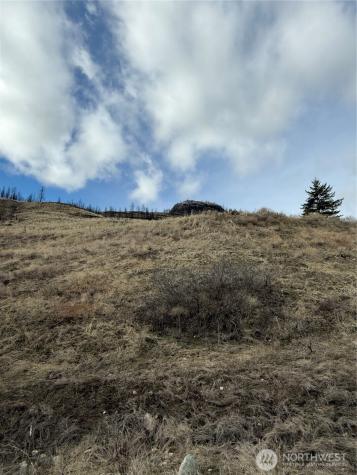 28 Eagles Bluff Road Oroville WA 98844