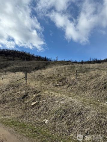 28 Eagles Bluff Road Oroville WA 98844