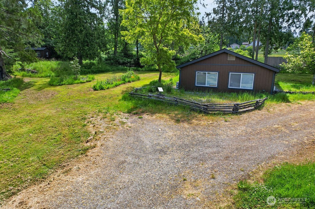 1718 S 3rd Avenue Sequim WA 98382