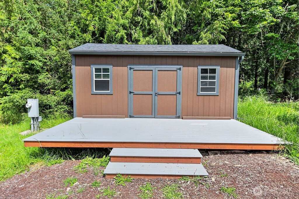 1718 S 3rd Avenue Sequim WA 98382