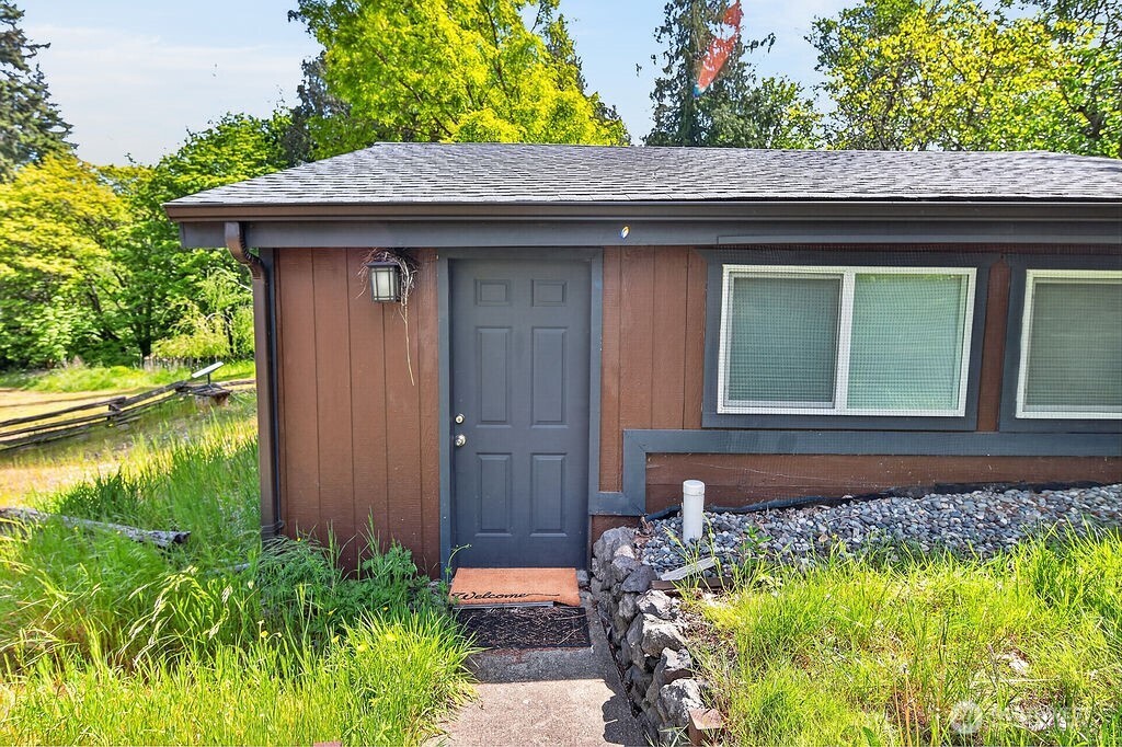 1718 S 3rd Avenue Sequim WA 98382