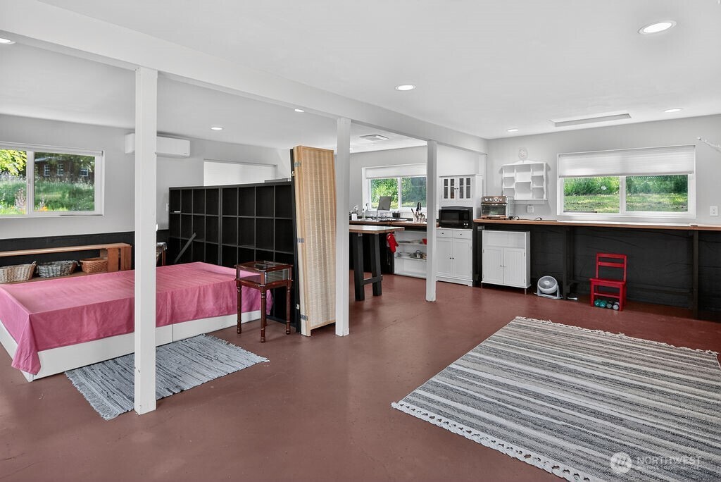 1718 S 3rd Avenue Sequim WA 98382
