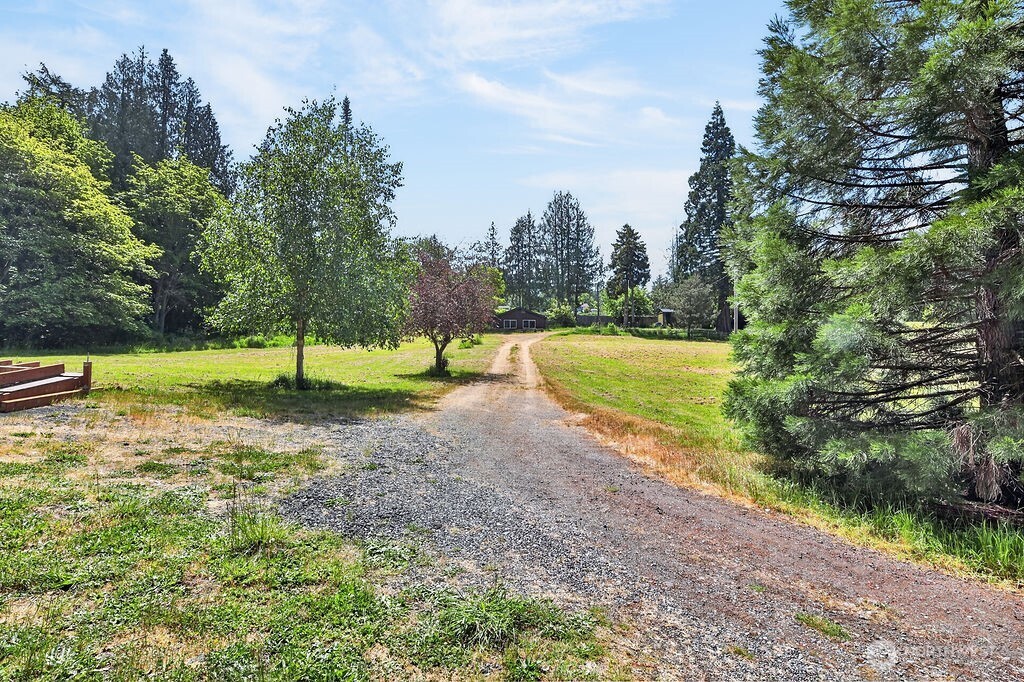 1718 S 3rd Avenue Sequim WA 98382