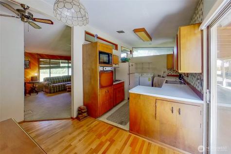 16055 SE 135th Street Renton WA 98059