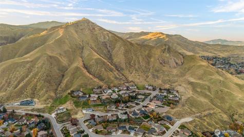 756 Castle Heights Drive Wenatchee WA 98801