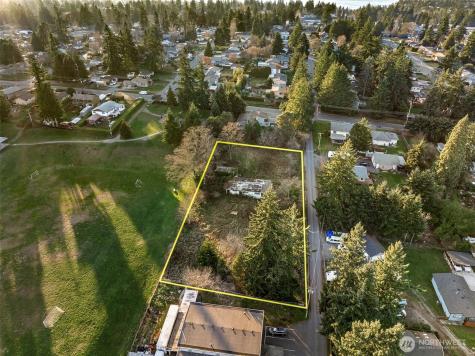 18330 4th Avenue S Burien WA 98148
