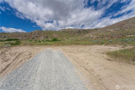 51 N Henney Lane Brewster WA 98812