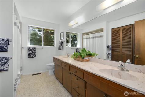 6140 130th Avenue NE Kirkland WA 98033