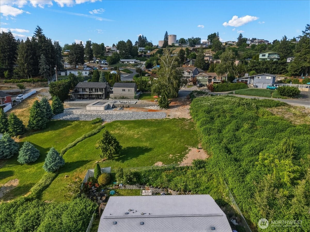 241 Lakeshore Drive Manson WA 98831