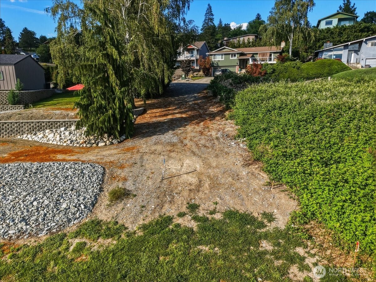 241 Lakeshore Drive Manson WA 98831