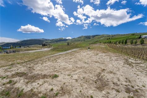 42 Loretta Lane Chelan WA 98816