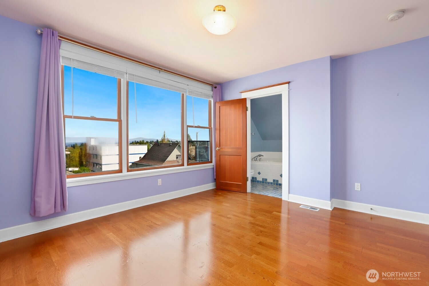 137 23rd Avenue E Seattle WA 98112