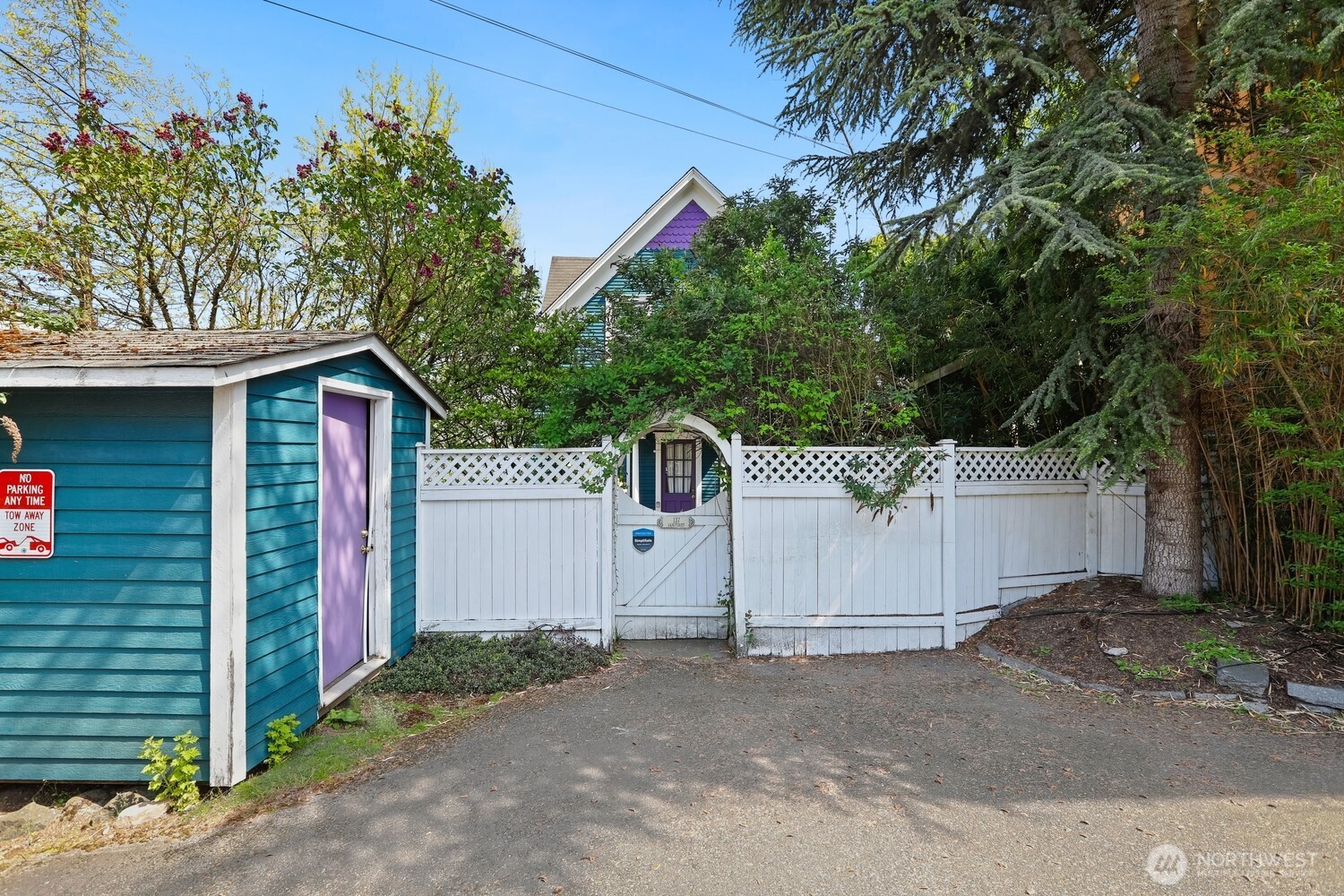 137 23rd Avenue E Seattle WA 98112