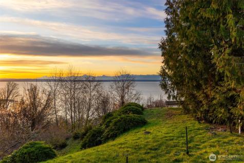 1932 NW Blue Ridge Drive Seattle WA 98177