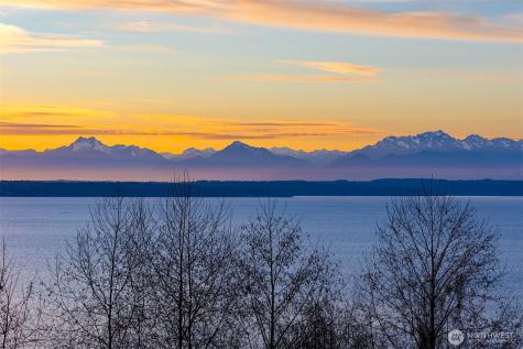 1932 NW Blue Ridge Drive Seattle WA 98177