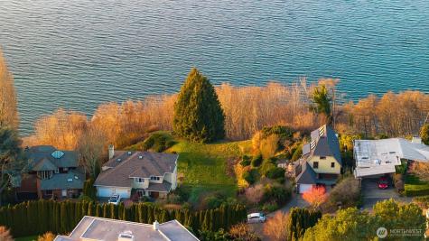 1932 NW Blue Ridge Drive Seattle WA 98177