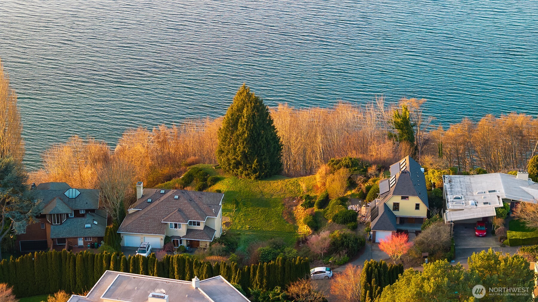 1932 NW Blue Ridge Drive Seattle WA 98177