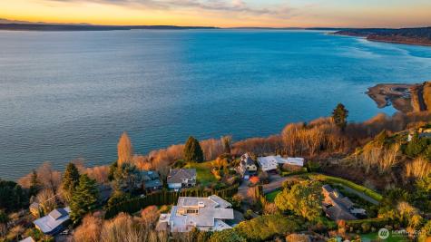 1932 NW Blue Ridge Drive Seattle WA 98177