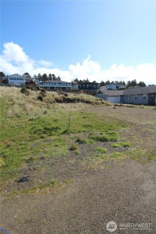 32606 I Street Ocean Park WA 98640