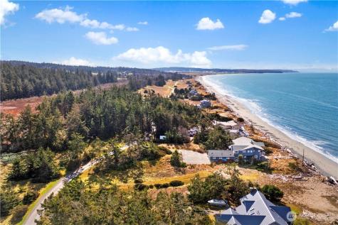 38 Surfcrest Drive Oak Harbor WA 98277