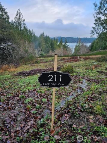 211 Linda Vista Court Union WA 98592