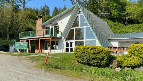 103 Whidbey Island Drive Hat Island WA 98206