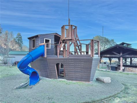 103 Whidbey Island Drive Hat Island WA 98206