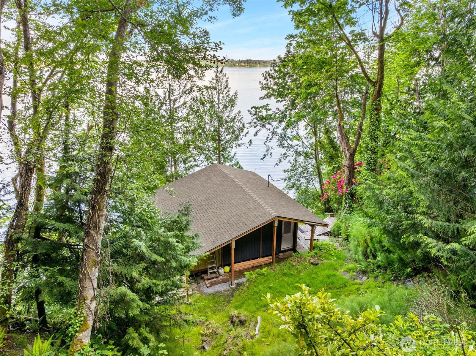 9524 Maple Beach Lane NW Olympia WA 98502