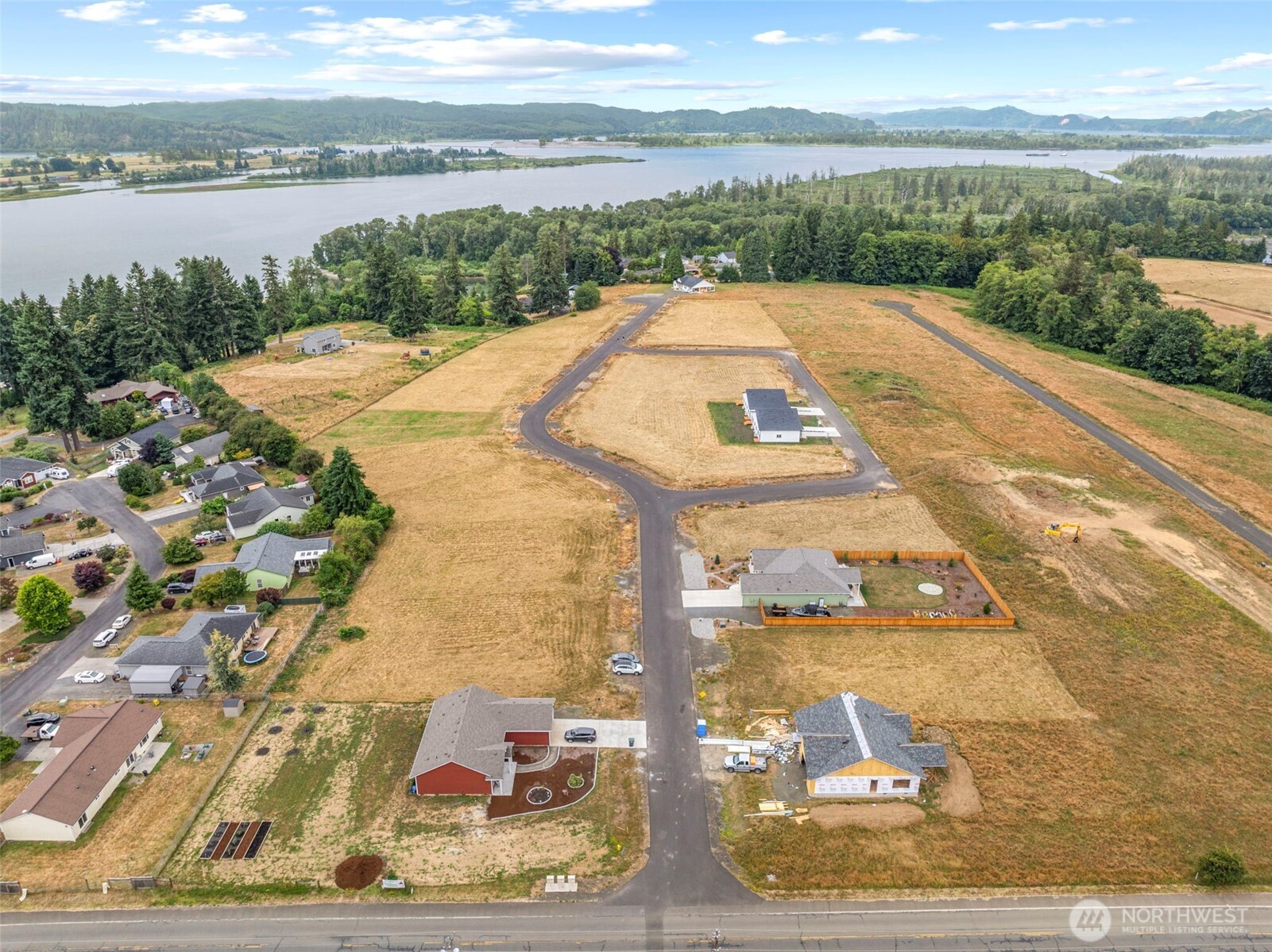 22 Sunnyfield Drive Cathlamet WA 98612