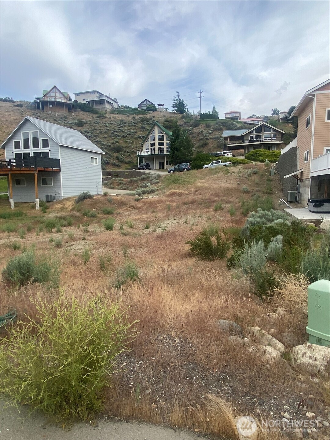 275 W Beach Drive Orondo WA 98843