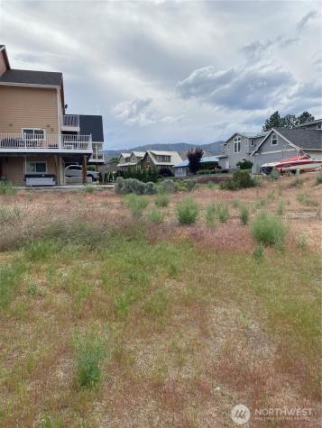 275 W Beach Drive Orondo WA 98843