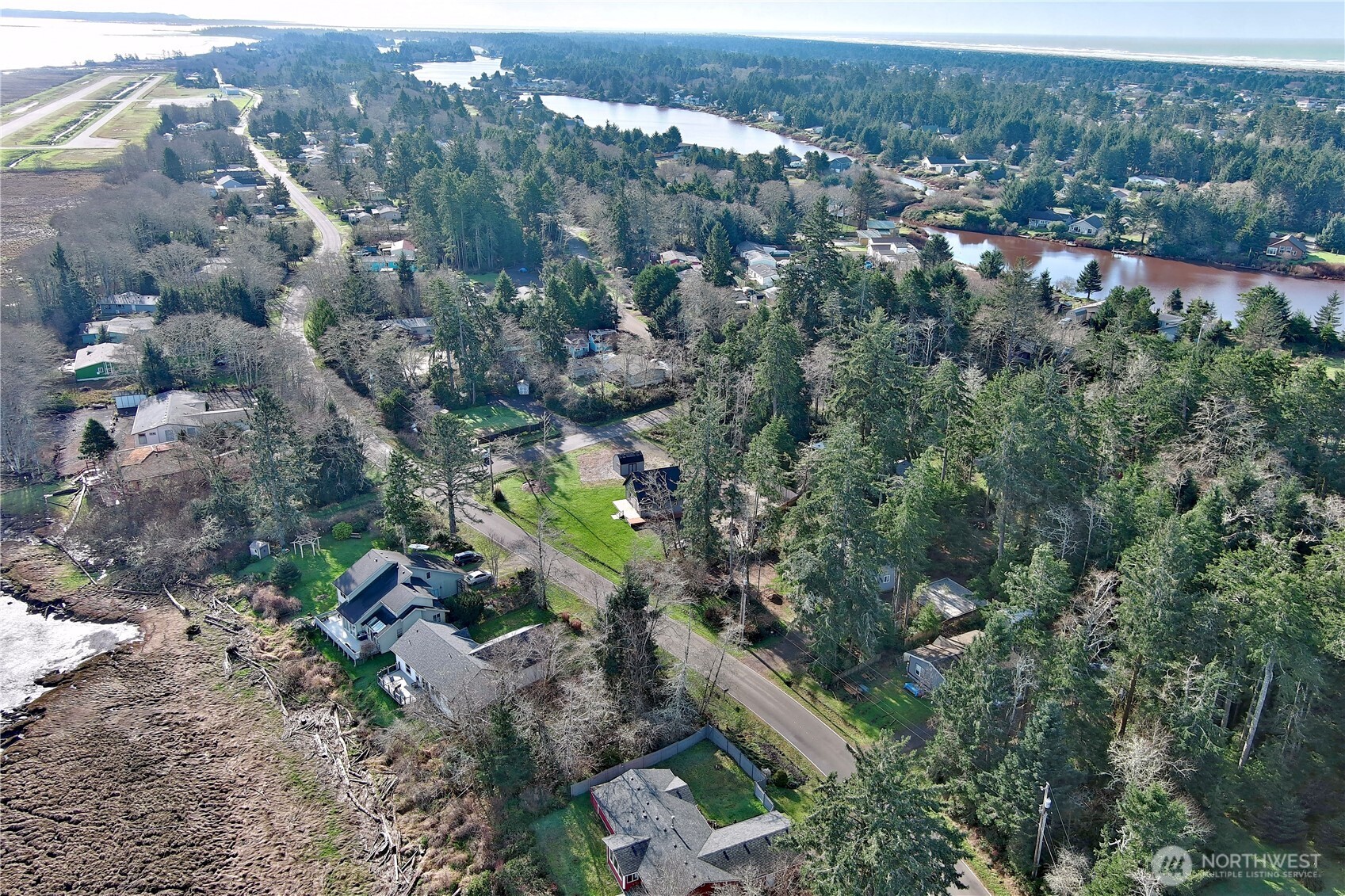716 Duck Lake Drive NE Ocean Shores WA 98569