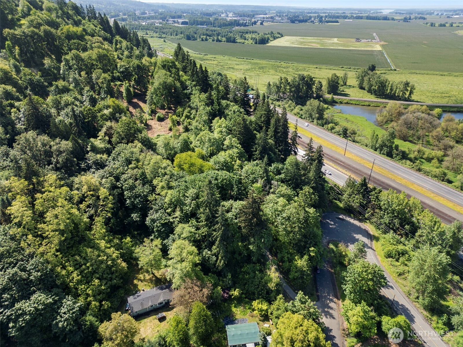 110 N Burke Road Woodland WA 98674