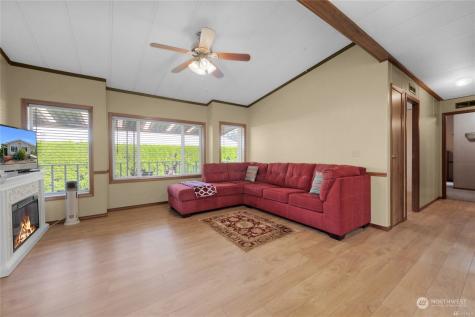 620 112th Street Se Everett WA 98208