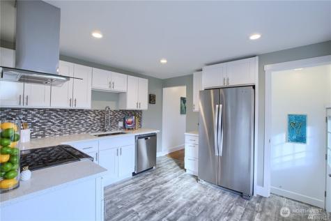 8006 25th Avenue NW Seattle WA 98117
