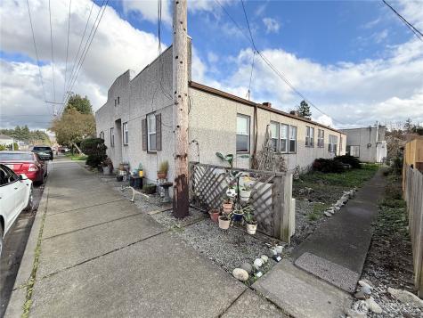 606 Greenleaf Avenue Burlington WA 98233