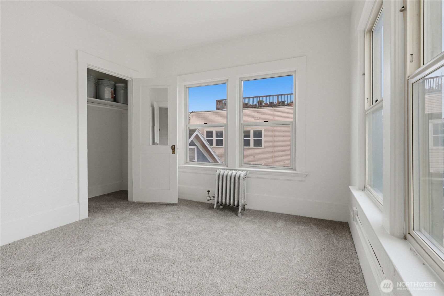 317 18th Avenue E Seattle WA 98112