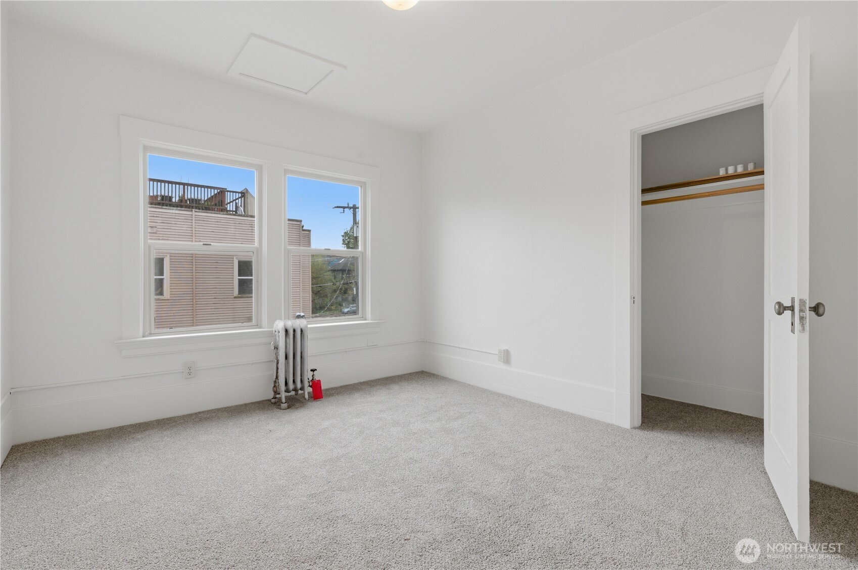 317 18th Avenue E Seattle WA 98112