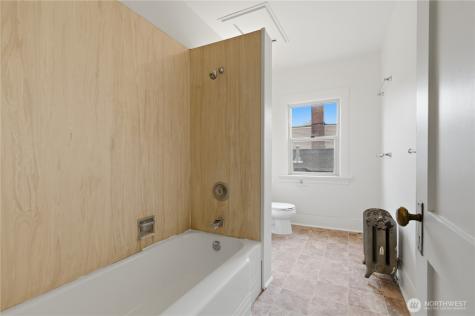 317 18th Avenue E Seattle WA 98112
