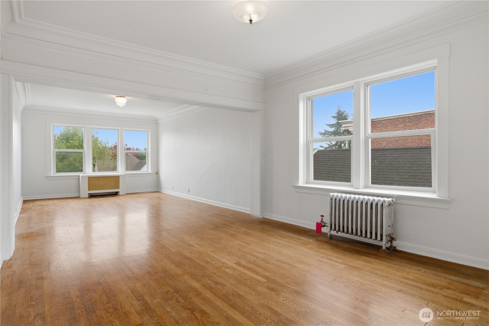 317 18th Avenue E Seattle WA 98112