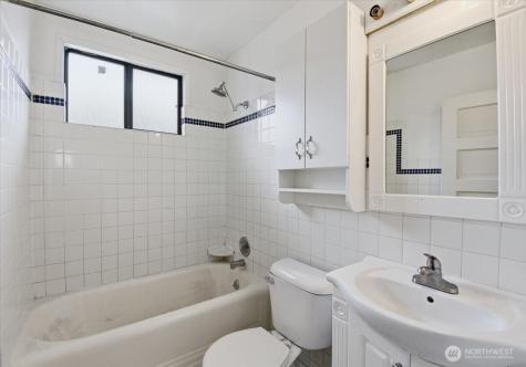 308 NE 50th Street Seattle WA 98105